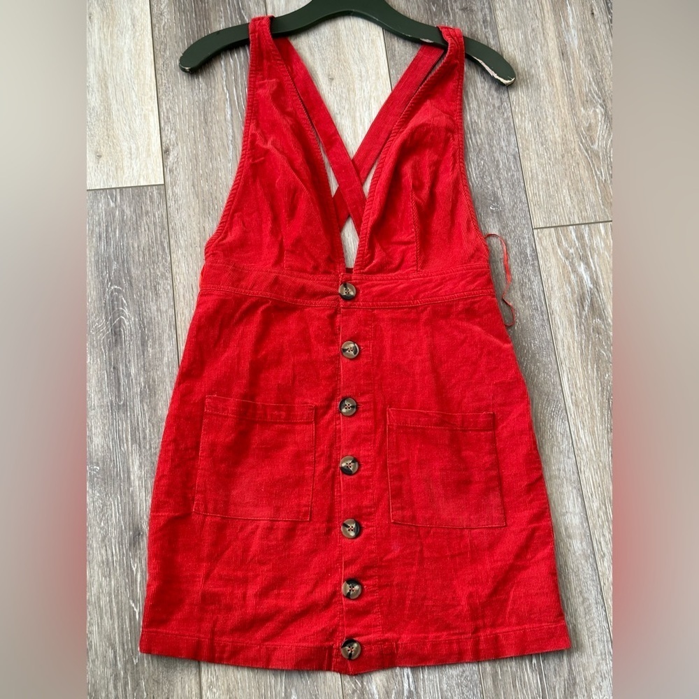 🛍️ cute corduroy button jumper dress excellent condition.